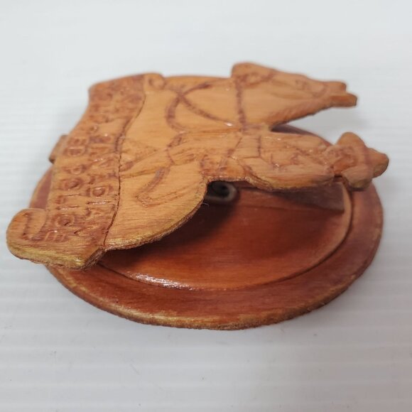 Vintage RCMP Wooden Clip Magnet – Hand Carved Royal Canadian Mounted Police Souv - Picture 8 of 15